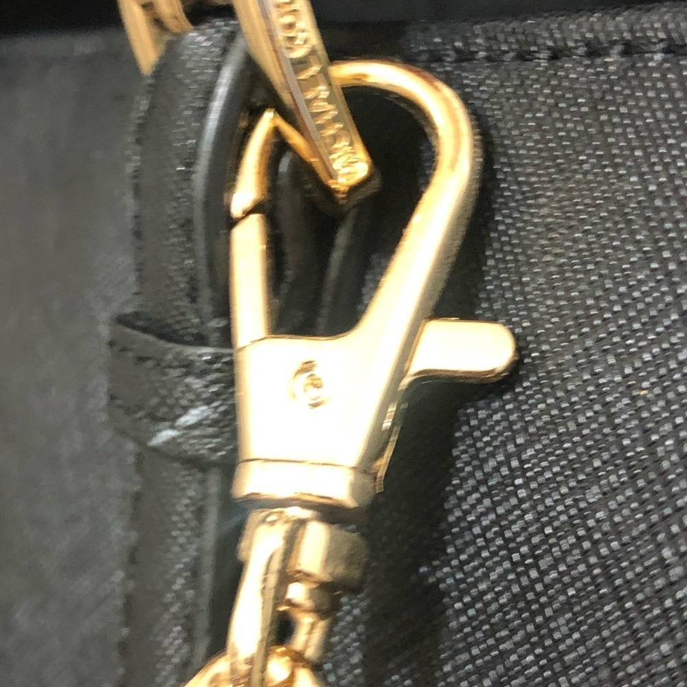 Michael Kors elegant bag with good conditions - Picture 11 of 16